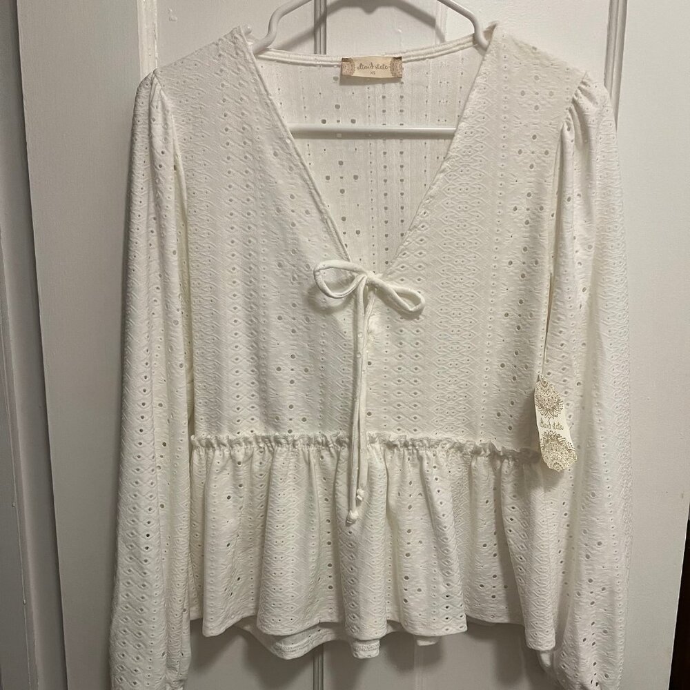 Altar'd state women's white eyelet blouse size XS